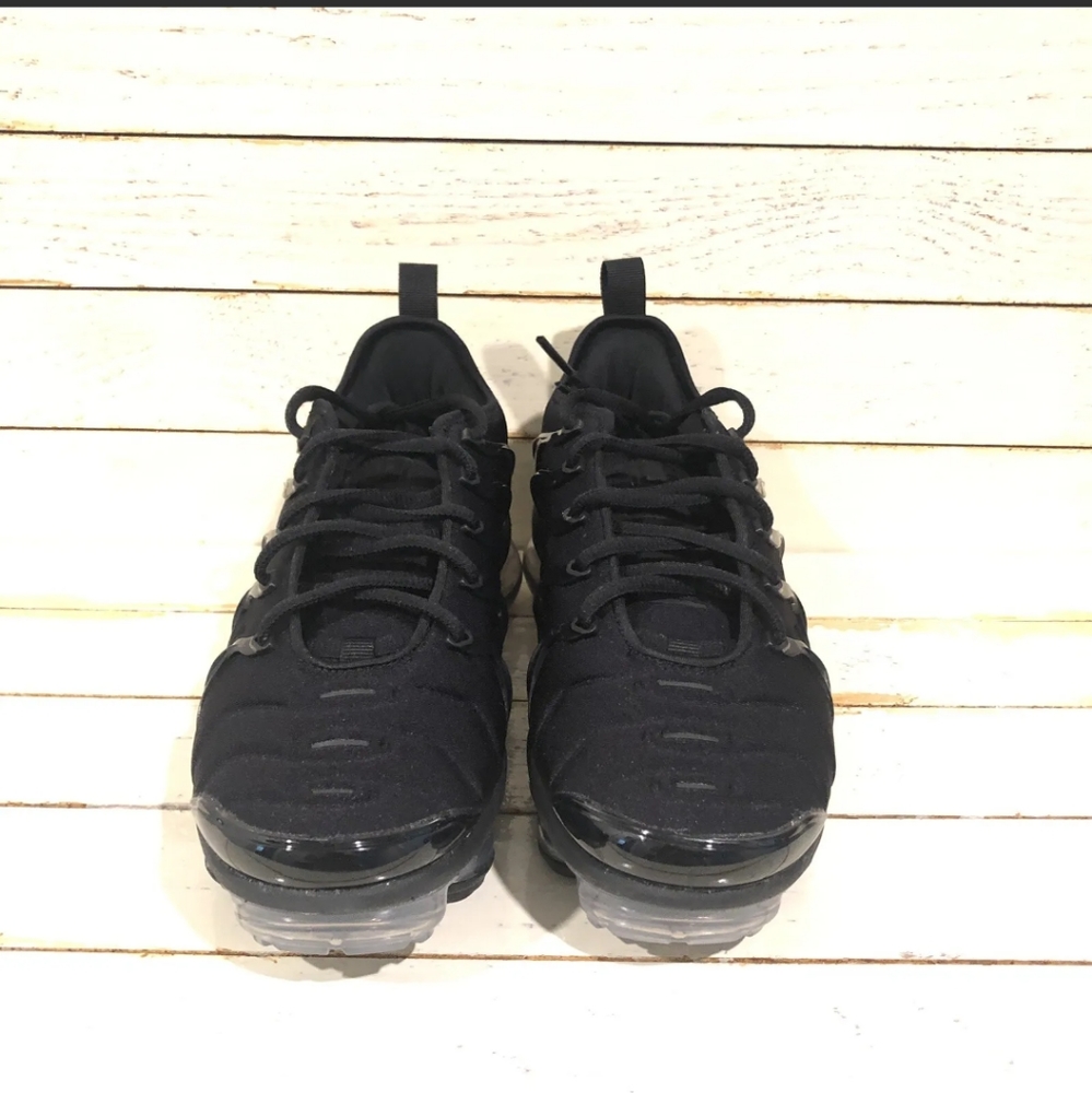 Nike Air VaporMax Plus SE 'Black' [DH1063-001] Women’s Size 11.5